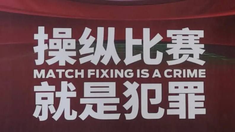 宿舍里的贱奴女虐女被荡秋千玩